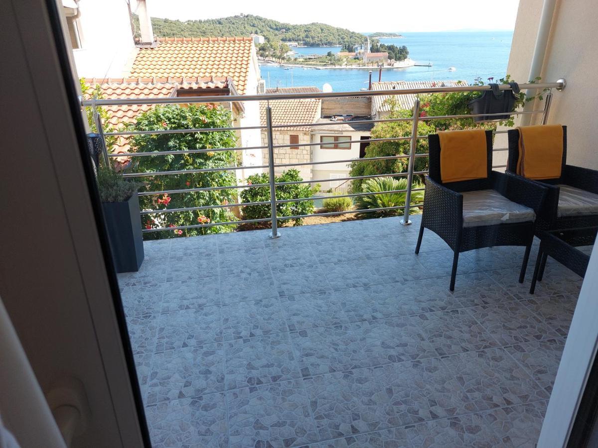 Apartment Kate Vis