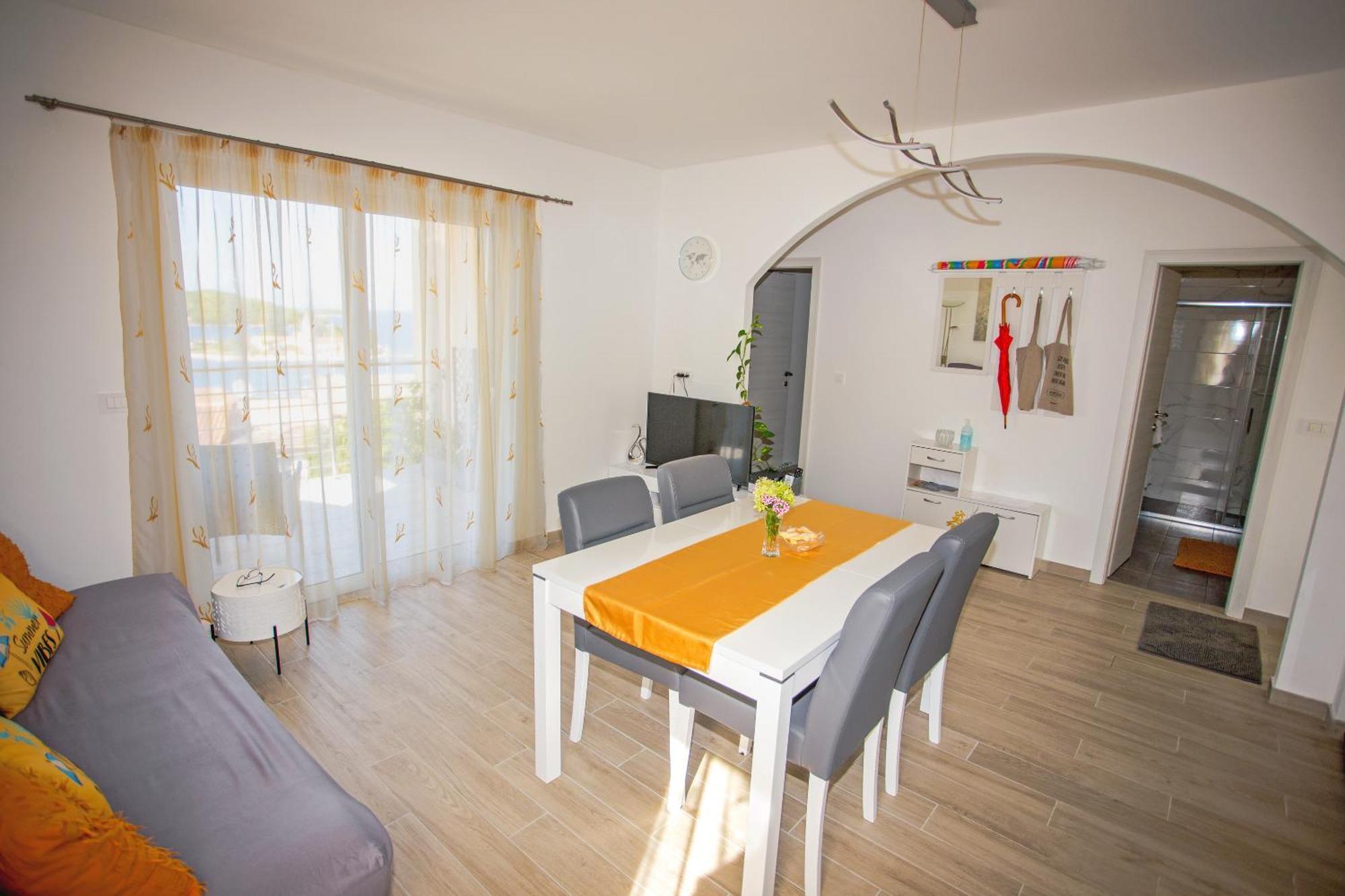 Kate Apartment Vis